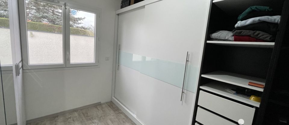 Maison 5 pièces de 90 m² à Bonson (42160)