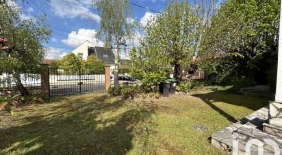 Maison traditionnelle 7 pièces de 145 m² à Sainte-Geneviève-des-Bois (91700)