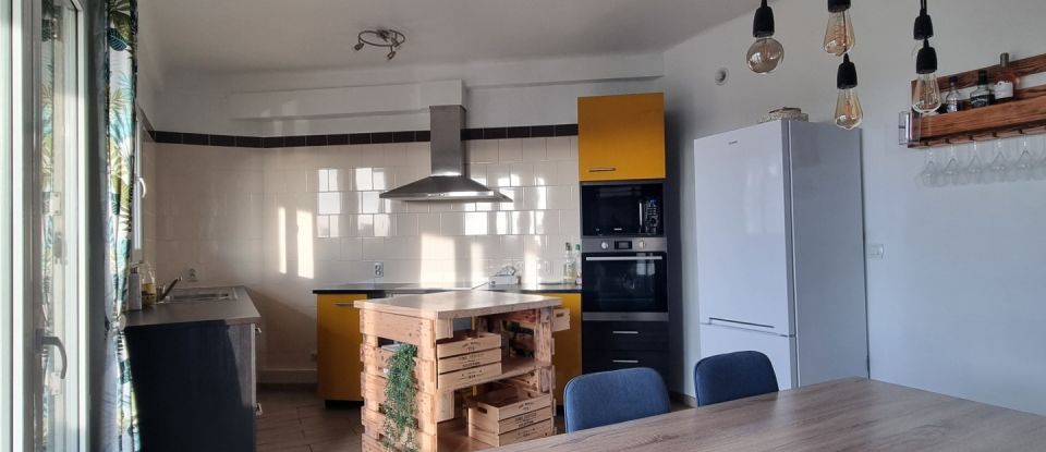 Apartment 3 rooms of 66 m² in Toulon (83200)