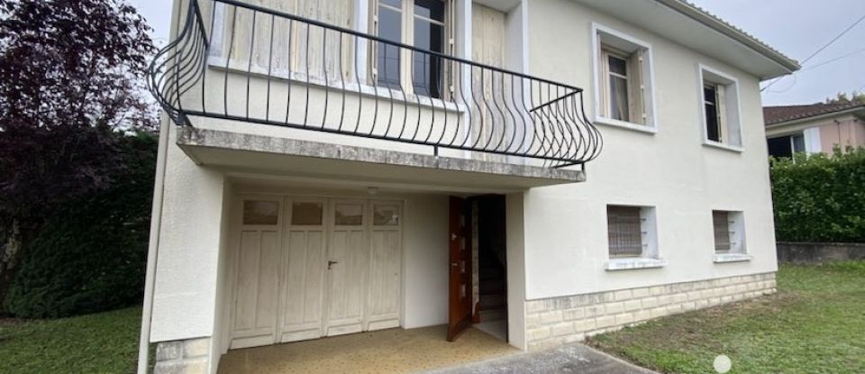 Maison 3 pièces de 73 m² à Chalais (16210)