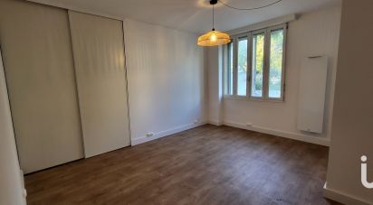 Studio 1 room of 29 m² in Bordeaux (33000)