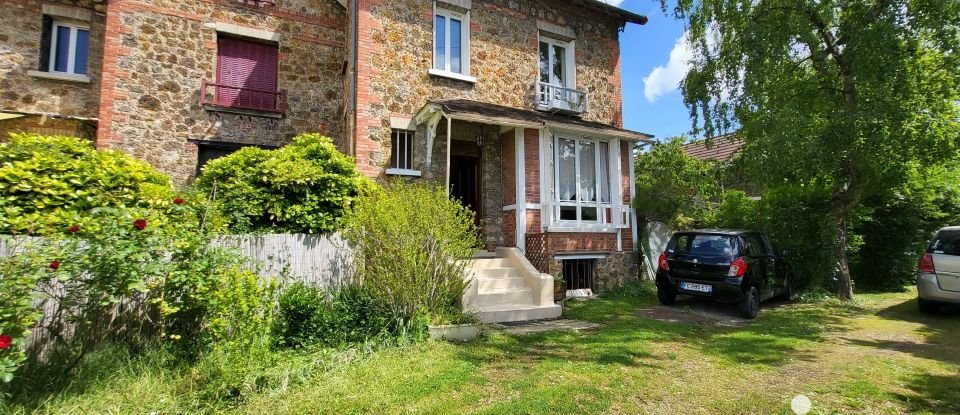 Maison traditionnelle 7 pièces de 130 m² à Argenteuil (95100)