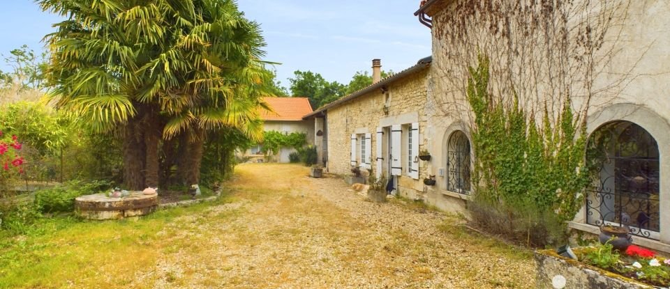 Moulin 7 pièces de 230 m² à Orignolles (17210)