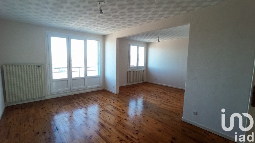 Appartement 3 pièces de 77 m² à Saint-Étienne (42100)