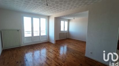 Appartement 3 pièces de 77 m² à Saint-Étienne (42100)