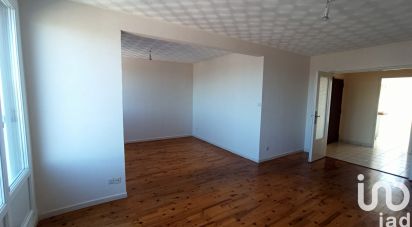 Appartement 3 pièces de 77 m² à Saint-Étienne (42100)