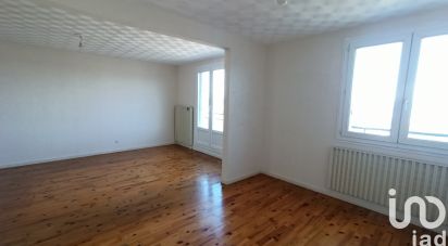 Appartement 3 pièces de 77 m² à Saint-Étienne (42100)