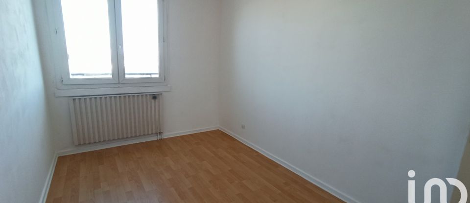 Appartement 3 pièces de 77 m² à Saint-Étienne (42100)