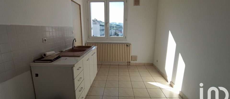 Appartement 3 pièces de 77 m² à Saint-Étienne (42100)