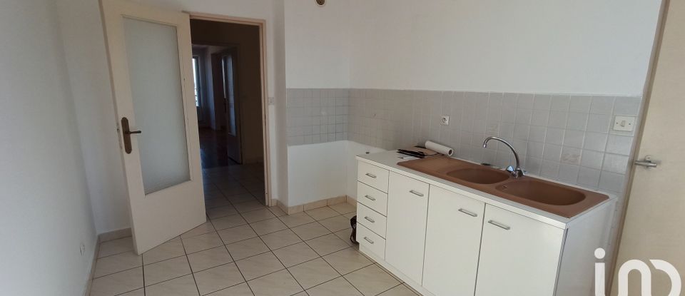 Appartement 3 pièces de 77 m² à Saint-Étienne (42100)