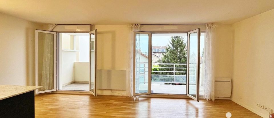 Appartement 6 pièces de 104 m² à Enghien-les-Bains (95880)