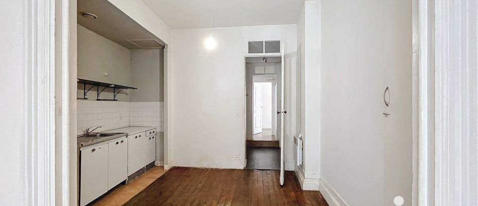 Apartment 2 rooms of 57 m² in Bordeaux (33000)