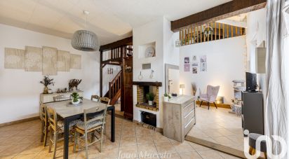 Village house 3 rooms of 109 m² in Le Perchay (95450)