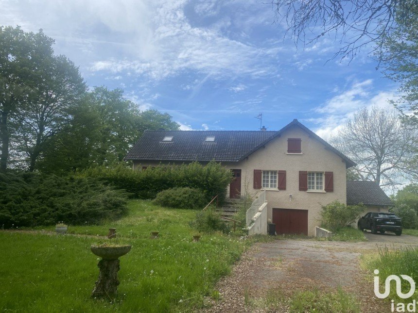 House 7 rooms of 130 m² in Bussière-Poitevine (87320)