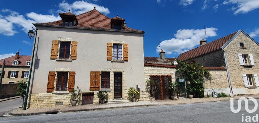 Village house 7 rooms of 182 m² in Chassignelles (89160)