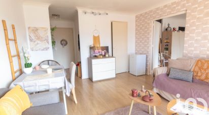 Appartement 2 pièces de 52 m² à Puget-sur-Argens (83480)