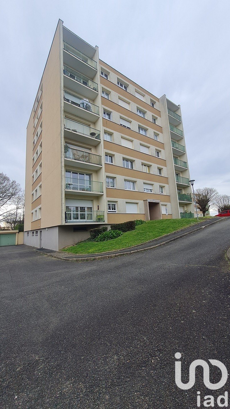 Parking/garage/box de 2 m² à Le Mans (72000)