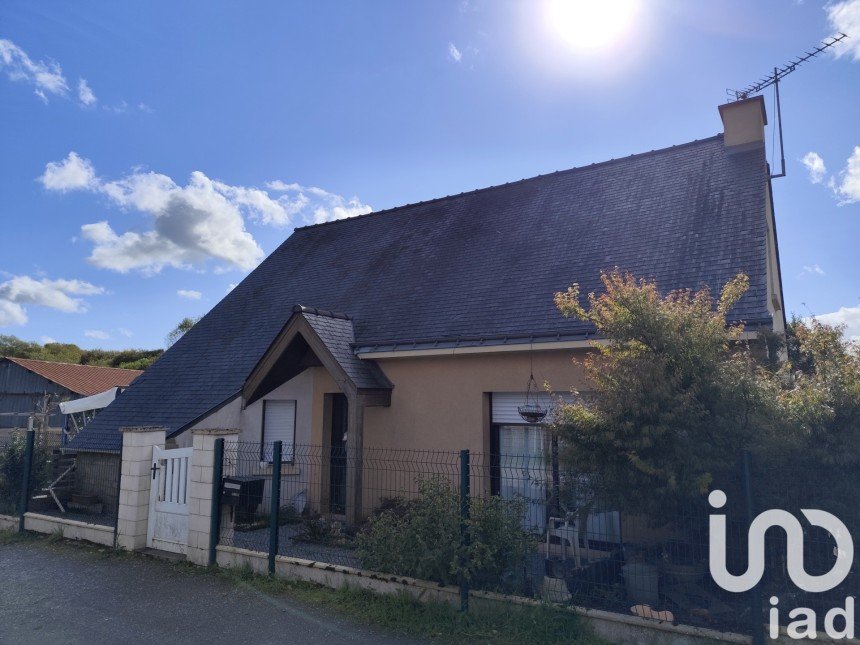 House 4 rooms of 118 m² in Saint-Nicolas-de-Redon (44460)