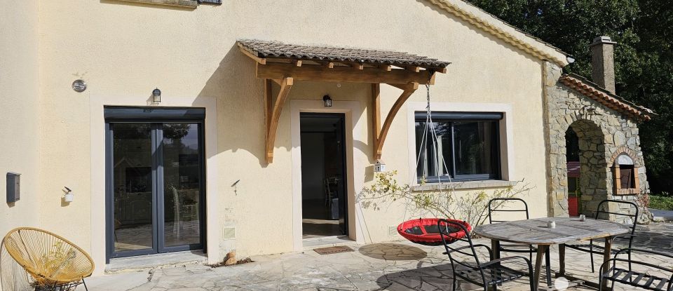 Traditional house 5 rooms of 116 m² in Mirabel-et-Blacons (26400)