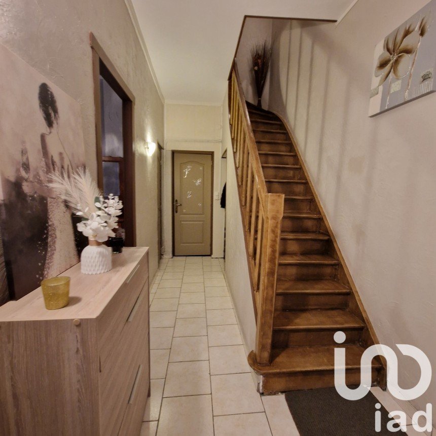 Town house 5 rooms of 110 m² in Raismes (59590)