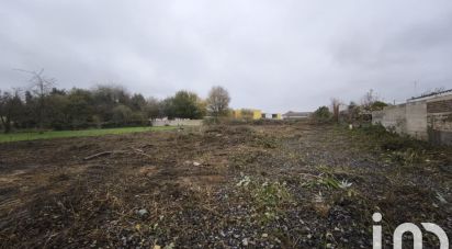 Land of 700 m² in Bruay-sur-l'Escaut (59860)