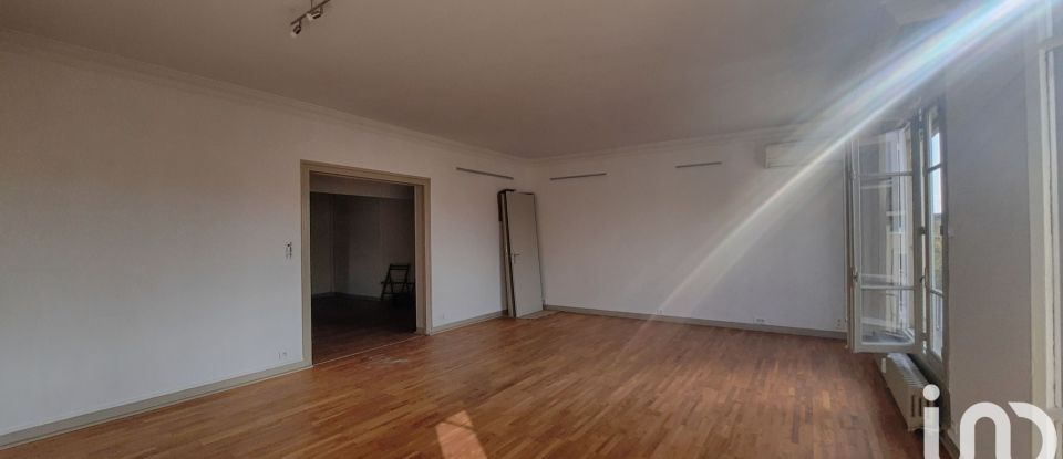 Appartement 4 pièces de 119 m² à Avignon (84000)