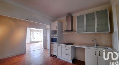 Appartement 4 pièces de 119 m² à Avignon (84000)