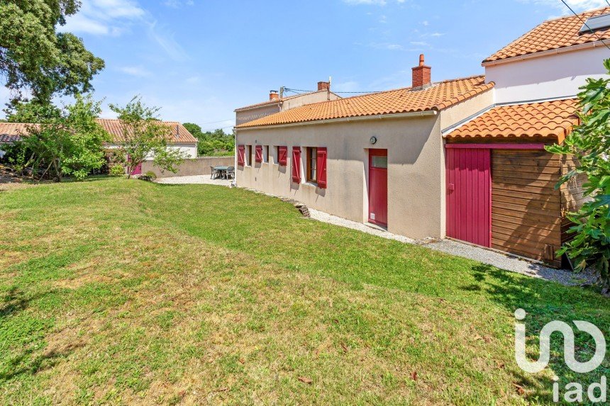 Maison traditionnelle 5 pièces de 135 m² à Pornic (44210)