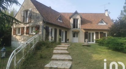 House 8 rooms of 260 m² in Dammarie-les-Lys (77190)