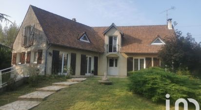 House 8 rooms of 260 m² in Dammarie-les-Lys (77190)