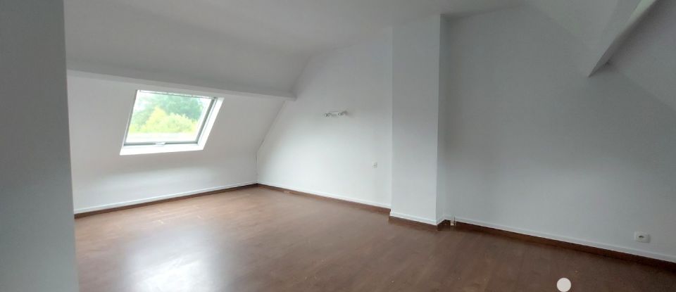 House 8 rooms of 260 m² in Saint-Sauveur-sur-École (77930)