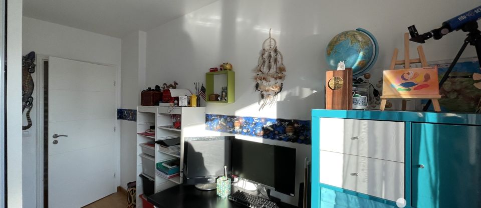 Appartement 3 pièces de 61 m² à Issy-les-Moulineaux (92130)