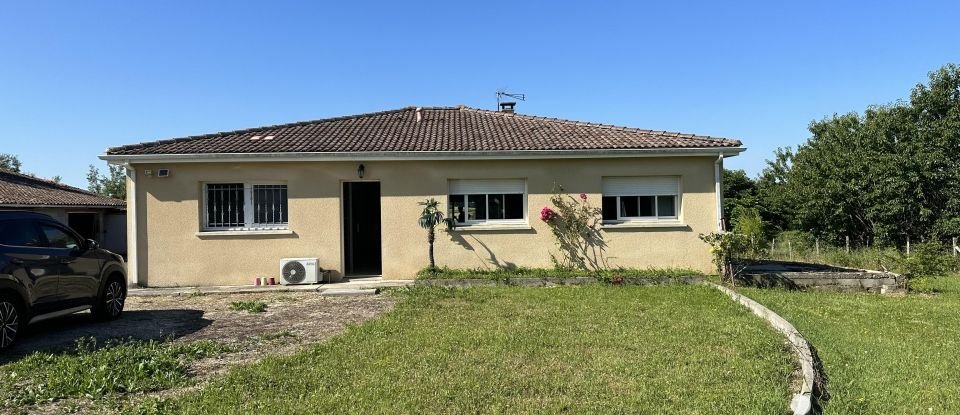 Maison traditionnelle 5 pièces de 129 m² à Bonneville-et-Saint-Avit-de-Fumadières (24230)