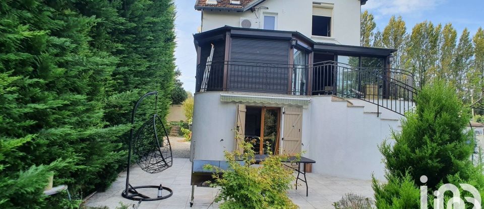 Maison 8 pièces de 175 m² à Pont-sur-Yonne (89140)