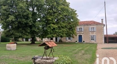 Mansion 4 rooms of 179 m² in Maisonneuve (86170)