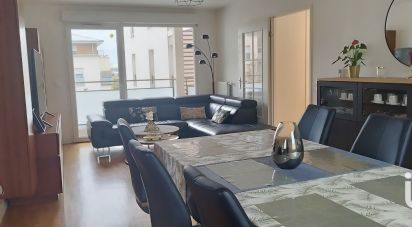 Apartment 3 rooms of 71 m² in Thiais (94320)