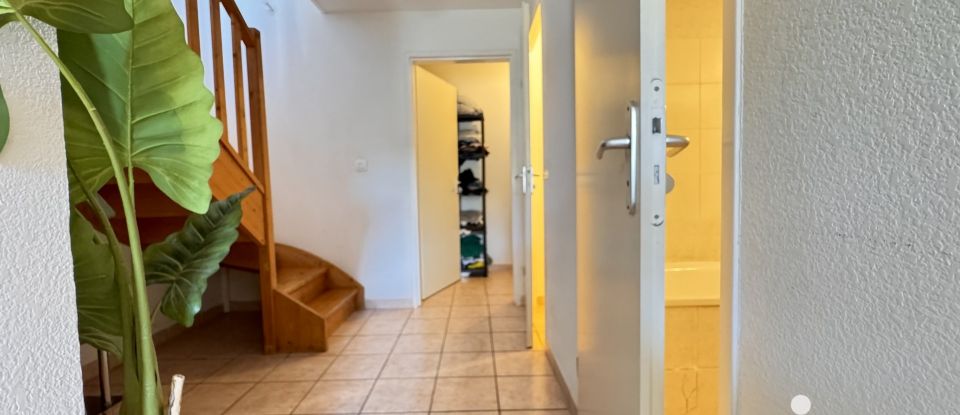 Appartement 2 pièces de 51 m² à Arles (13200)