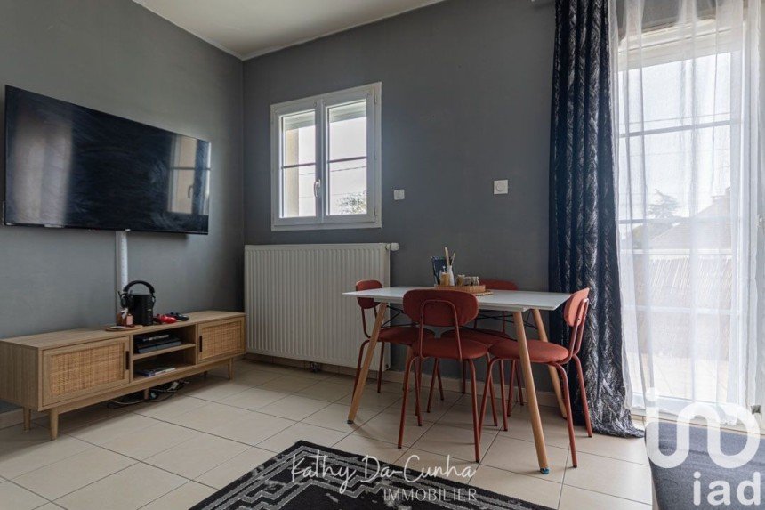 Appartement 2 pièces de 50 m² à Freneuse (78840)