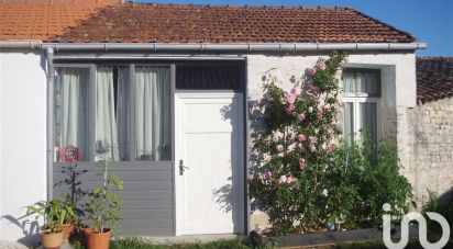 Barn conversion 1 room of 33 m² in Dolus-d'Oléron (17550)