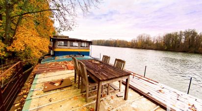 House boat 4 rooms of 160 m² in Saint-Fargeau-Ponthierry (77310)