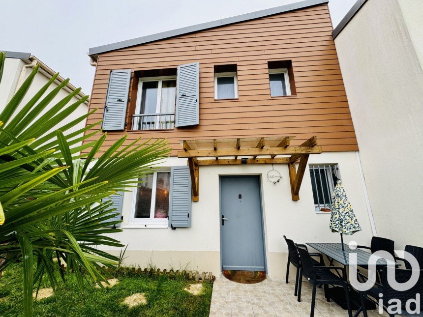 Maison 4 pièces de 76 m² à Saint-Rémy-l'Honoré (78690)