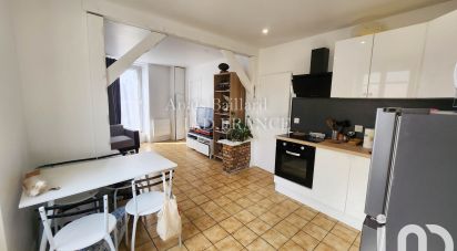 Apartment 2 rooms of 33 m² in Corbeil-Essonnes (91100)