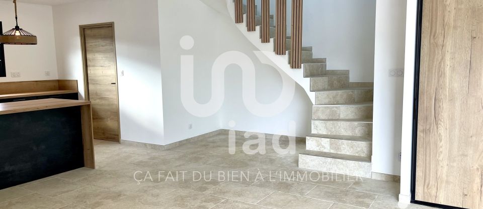 Maison d’architecte 5 pièces de 127 m² à Bizanet (11200)