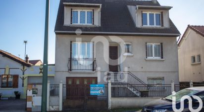 Maison 6 pièces de 116 m² à Ozoir-la-Ferrière (77330)