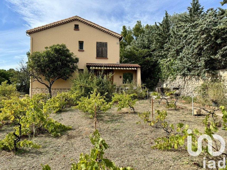 Maison traditionnelle 5 pièces de 165 m² à Toulon (83200)