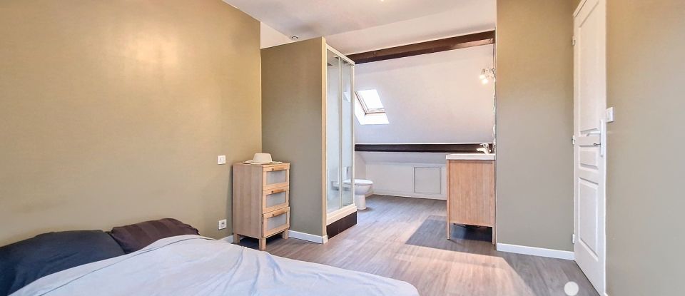 Maison 7 pièces de 120 m² à Ozoir-la-Ferrière (77330)