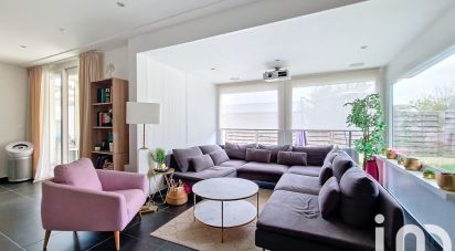 Maison 5 pièces de 126 m² à Saint-Germain-lès-Corbeil (91250)