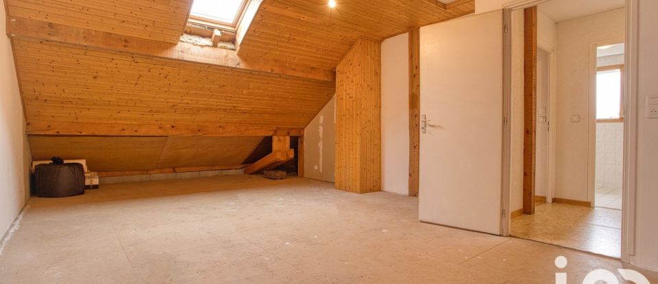 Maison 7 pièces de 150 m² à Saint-Genis-Pouilly (01630)