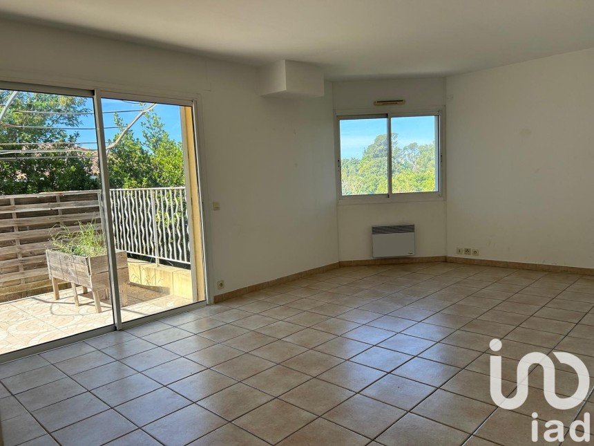 Appartement 5 pièces de 93 m² à Le Pradet (83220)