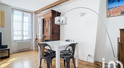 Appartement 4 pièces de 75 m² à Paris (75017)